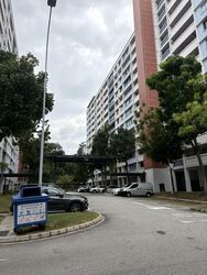 Serangoon Avenue 3 (D19), Retail #539402321